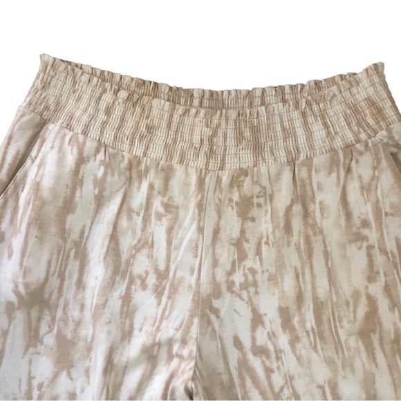 Belle Beach by Kim Gravel  Smocked Waist Wide Leg Pant M Cream Beige Lounge - Picture 4 of 5